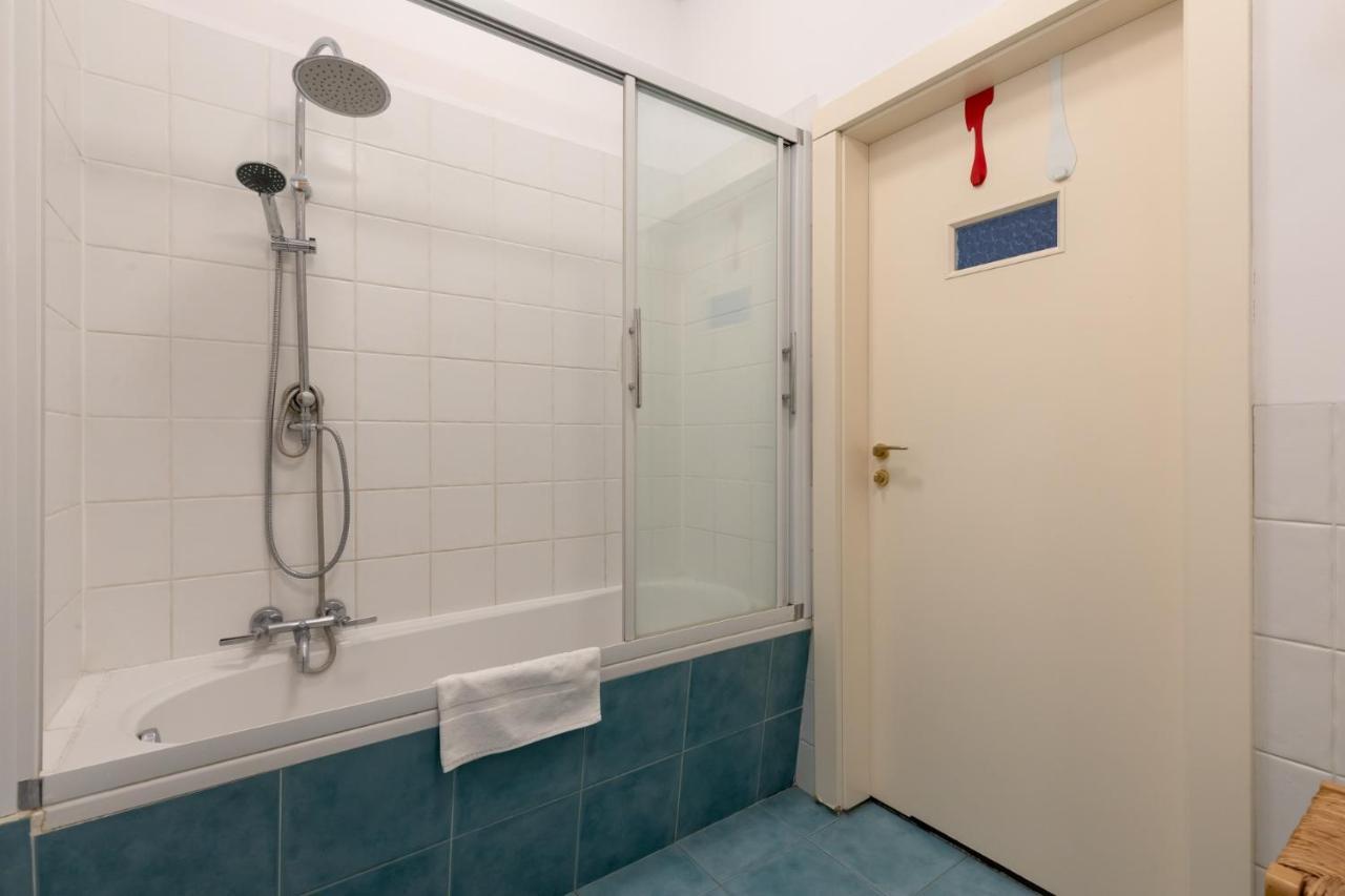 Rent Like Home - Solec 101 Varşovia Exterior foto